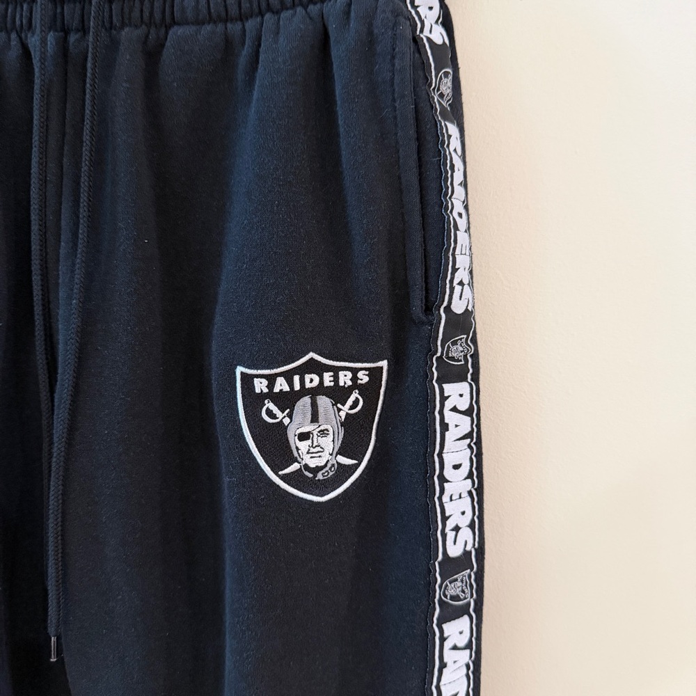 NFL Black Raiders Sweatpants Size Medium - Picture 3 of 7